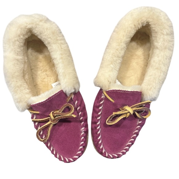 L.L. Bean Wicked Good Moccasins - Picture 4 of 11